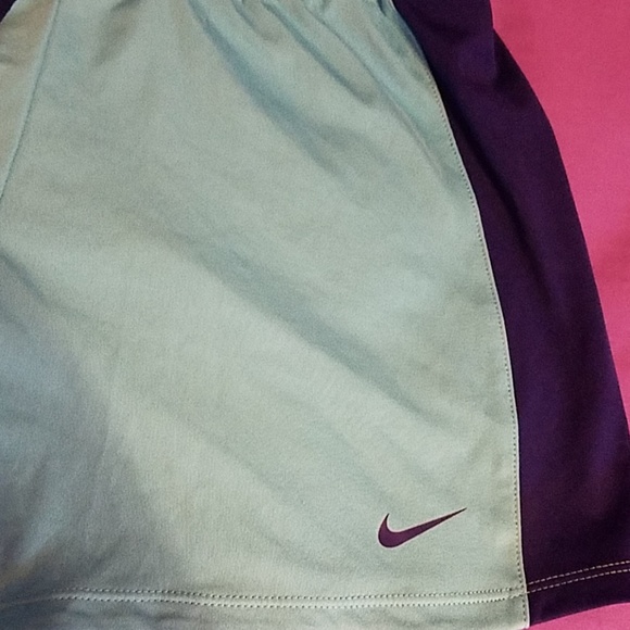 Nike Shorts - Picture 2 of 4